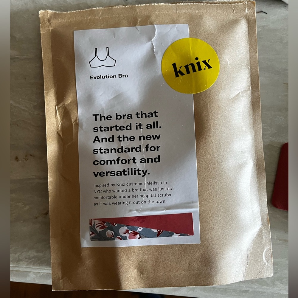 NWT Knix Evolution Bras (2)